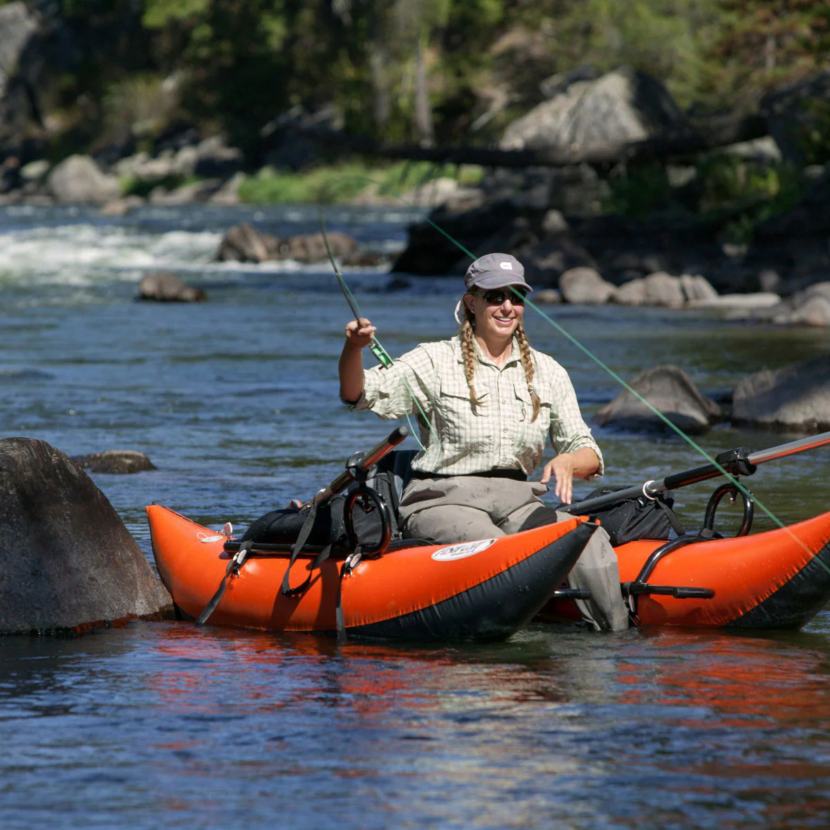 Outcast Fish Cat Streamer XL IR Pontoon Boat - Image 4