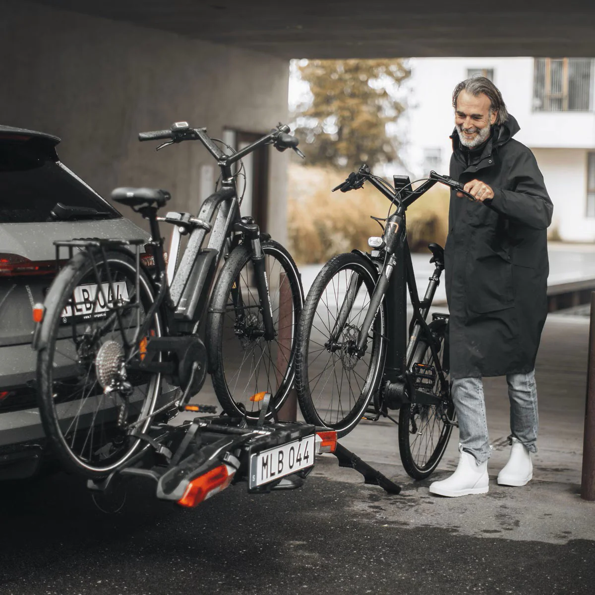 Thule Epos 3 Bike Hitch Rack - Image 9