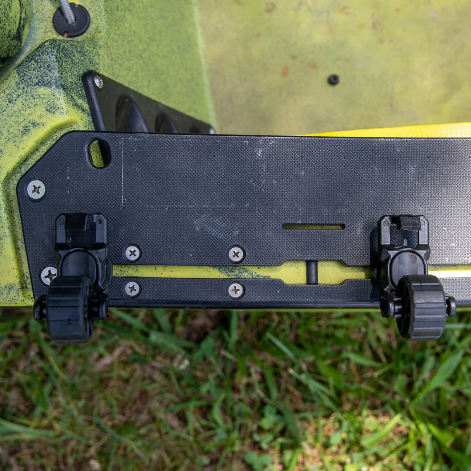 YakAttack Trac Mount Leaderboard Rotogrips - Image 12